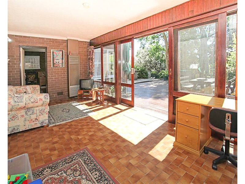 19 Townsend Street, Glen Waverley VIC 3150