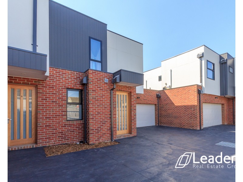 2/18 NORTH CRESCENT, Heidelberg West VIC 3081
