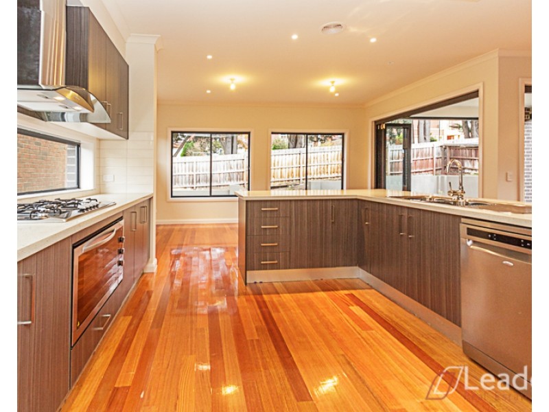 29 Kinnoull Grove, Glen Waverley VIC 3150