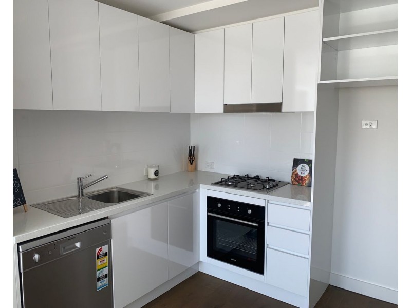 102/813 Toorak Road, Hawthorn East VIC 3123