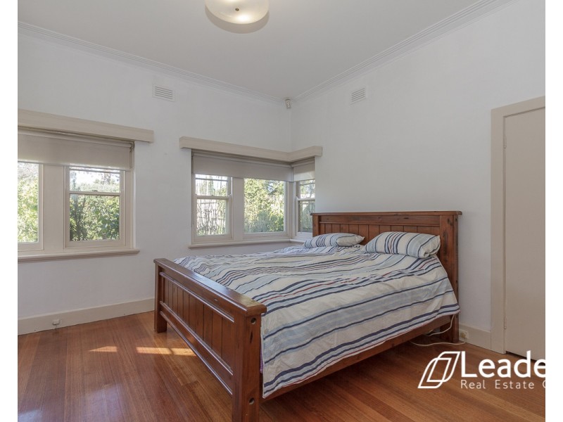 4 MACEDON AVENUE, Balwyn North VIC 3104