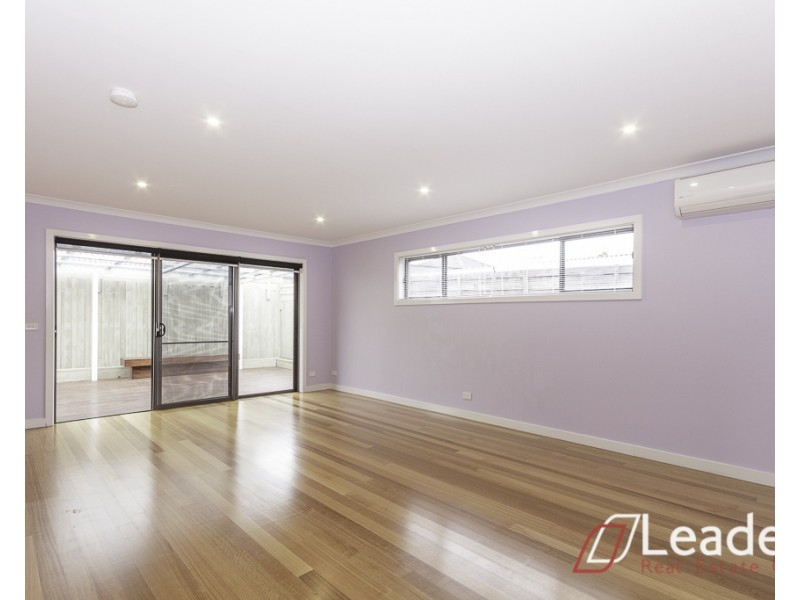 6 GLENCANNON CRESCENT, Clayton South VIC 3169