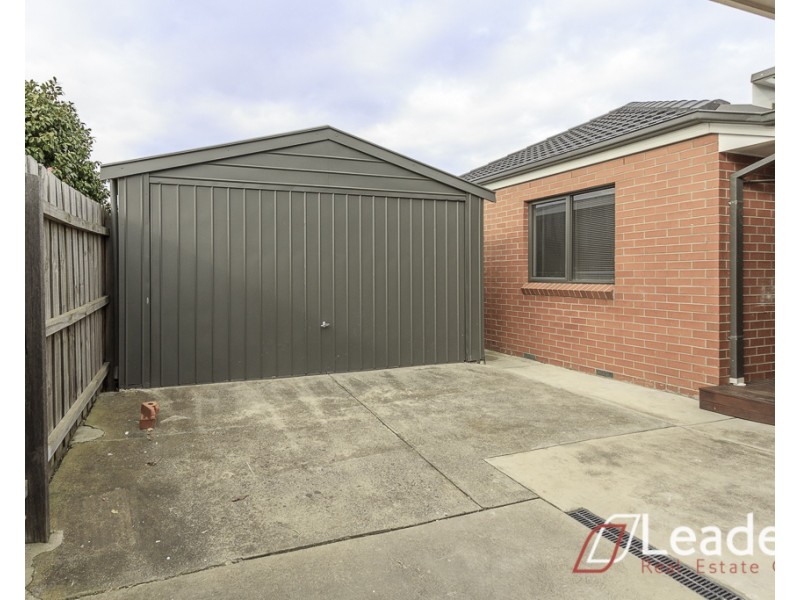 6 GLENCANNON CRESCENT, Clayton South VIC 3169