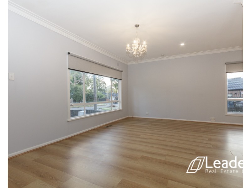 21 EDINBURGH ROAD, Blackburn South VIC 3130