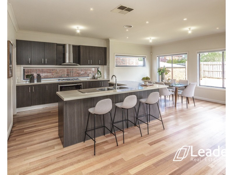 29 Kinnoull Grove, Glen Waverley VIC 3150