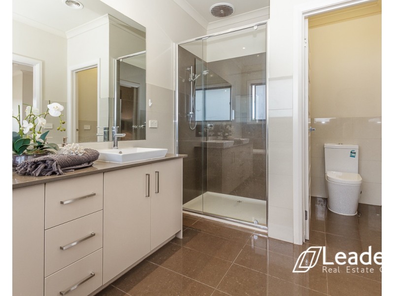 29 Kinnoull Grove, Glen Waverley VIC 3150