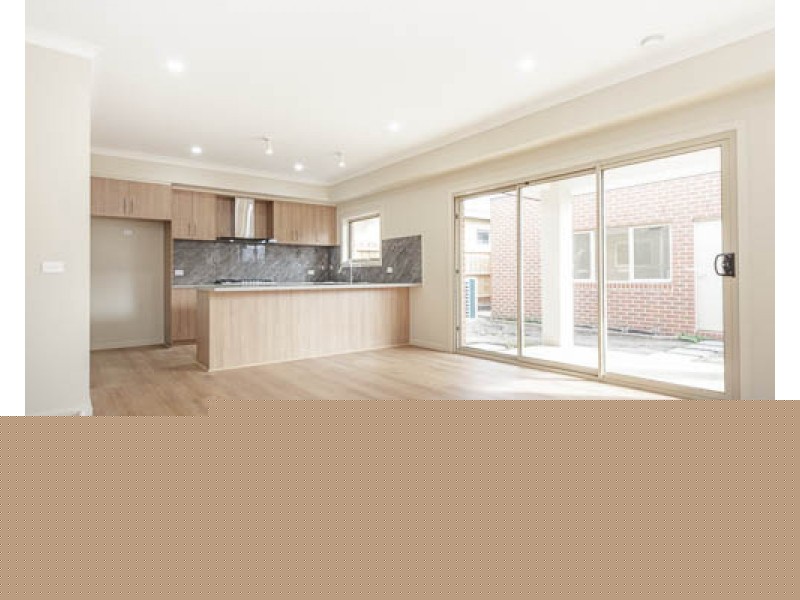 1/4 BOX AVENUE, Forest Hill VIC 3131