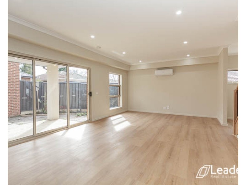 1/4 BOX AVENUE, Forest Hill VIC 3131