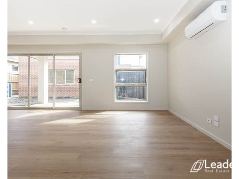 1/4 BOX AVENUE, Forest Hill VIC 3131