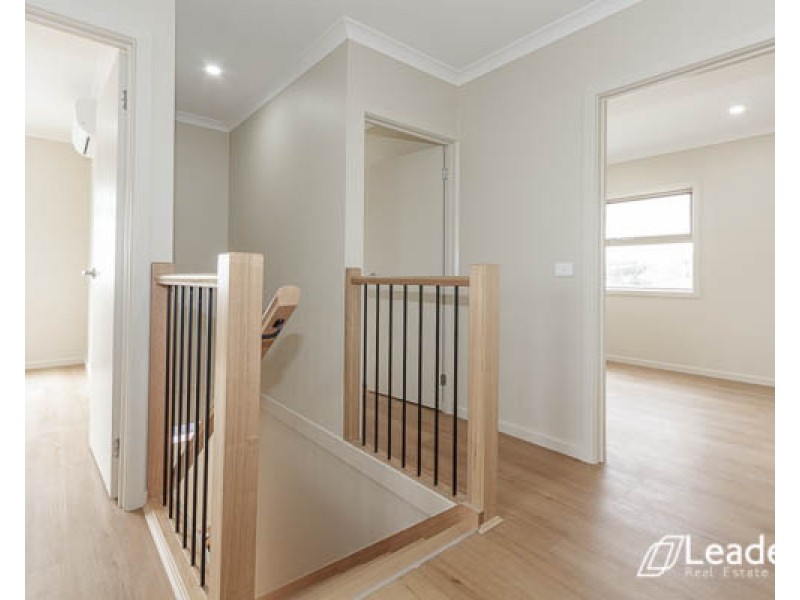 1/4 BOX AVENUE, Forest Hill VIC 3131