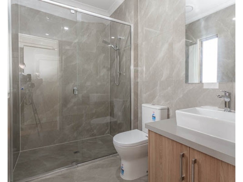 2/4 Box Avenue, Forest Hill VIC 3131