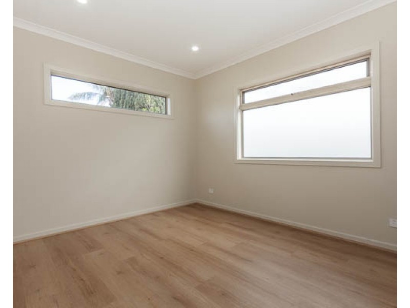 2/4 Box Avenue, Forest Hill VIC 3131