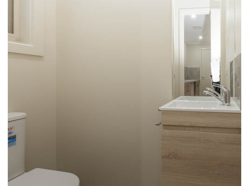 2/4 Box Avenue, Forest Hill VIC 3131