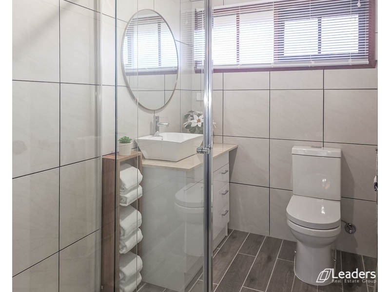 111 THIRD AVENUE, Rosebud VIC 3939