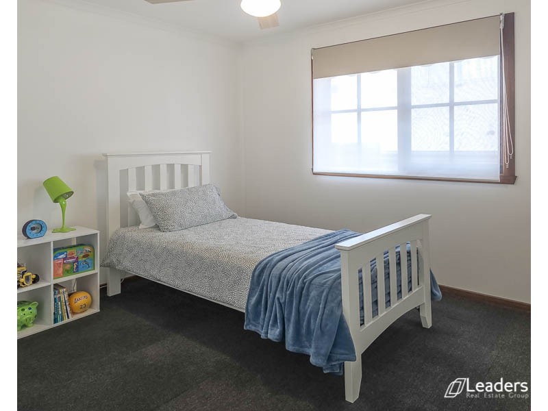 111 THIRD AVENUE, Rosebud VIC 3939