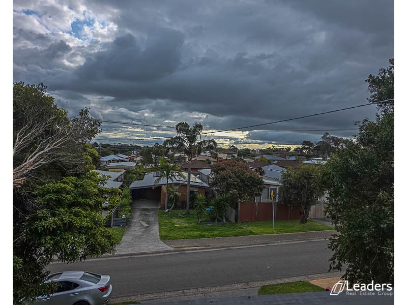 111 THIRD AVENUE, Rosebud VIC 3939