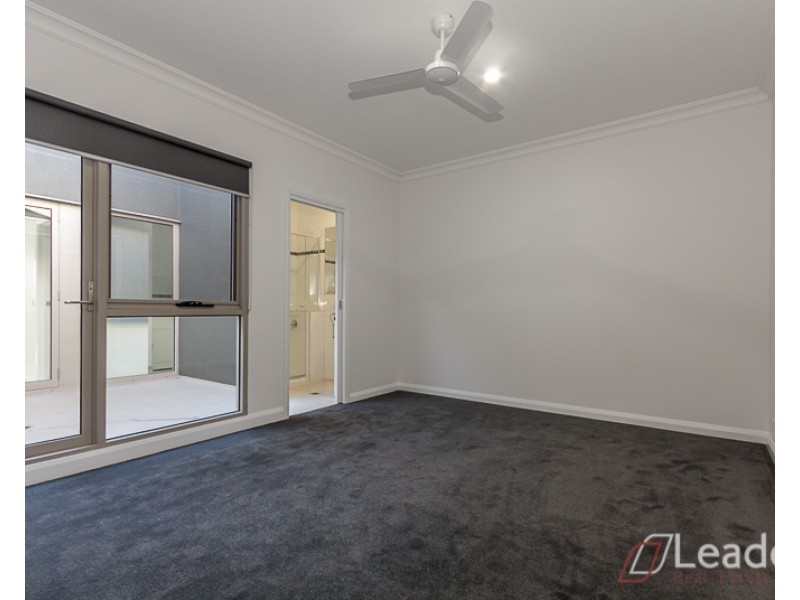 2/51 Wadham Parade, Mount Waverley VIC 3149