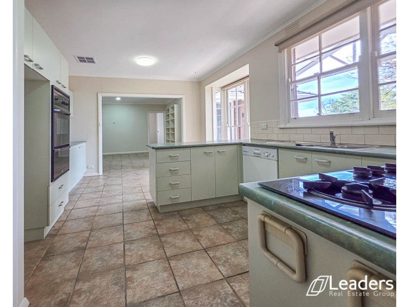 19 Townsend Street, Glen Waverley VIC 3150