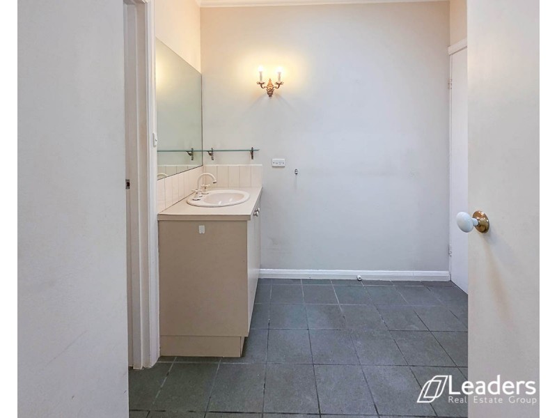 19 Townsend Street, Glen Waverley VIC 3150
