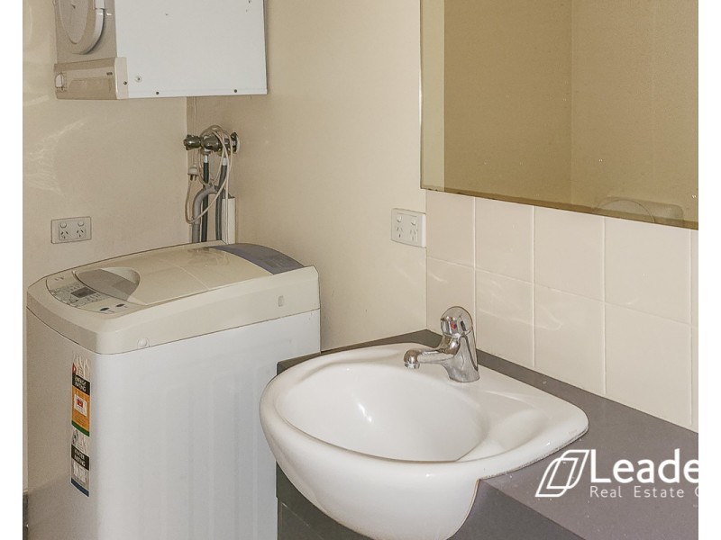 17/12 COLLINS WAY, Melbourne VIC 3004