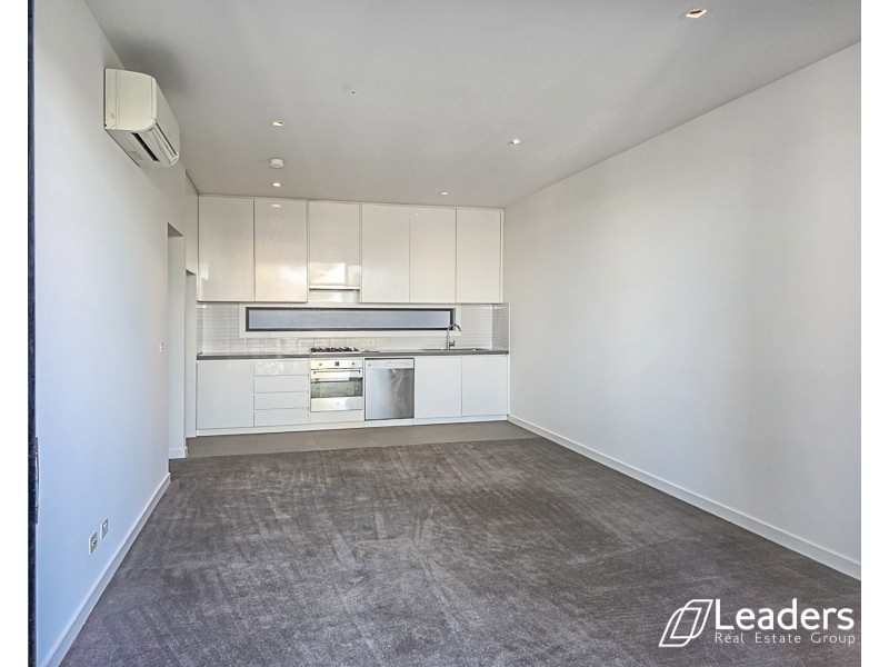 10 TEA TREE LANE, Burwood VIC 3125