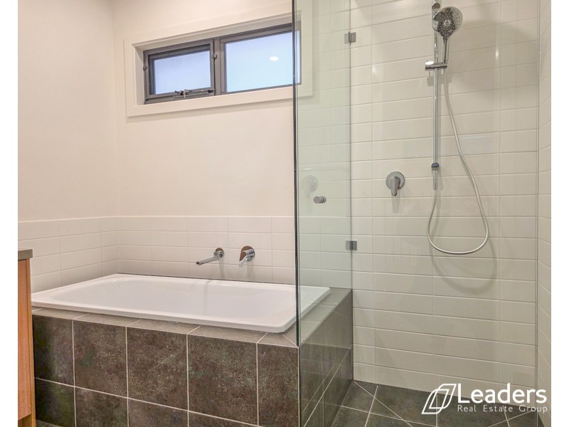 1/5 BRUCE STREET, Mount Waverley VIC 3149