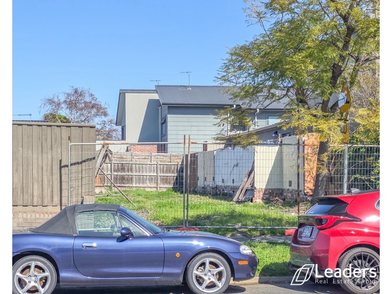 61 ROSEBERRY STREET, Ascot Vale VIC 3032