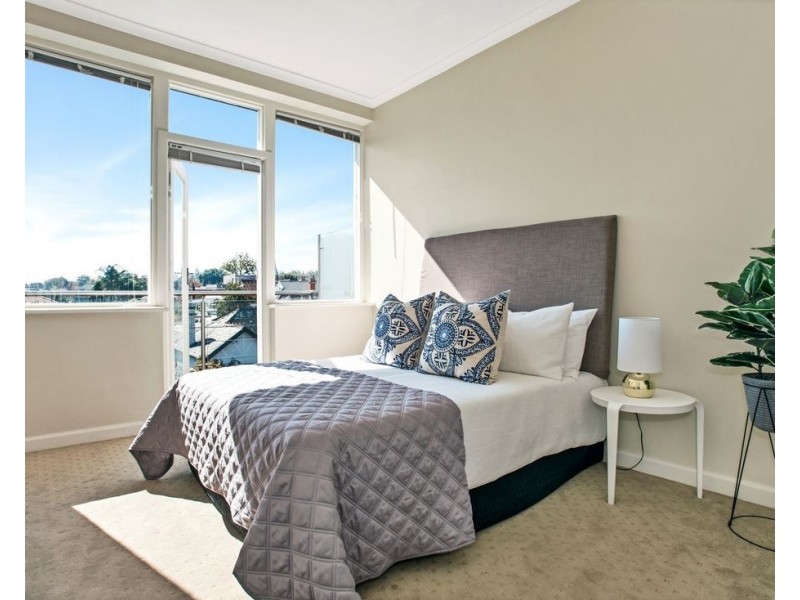 11/4 Lambert Road, Toorak VIC 3142