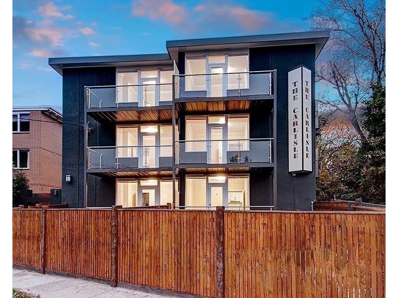 11/4 Lambert Road, Toorak VIC 3142