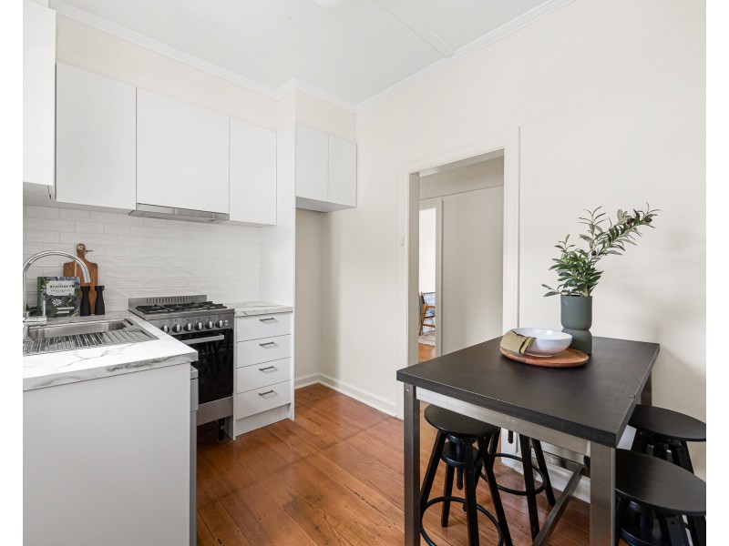 2/18 Duke Street, St Kilda VIC 3182