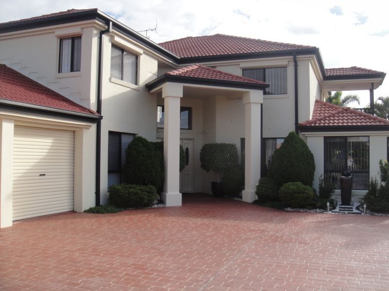 8 Grace Court, Pelican Waters QLD 4551