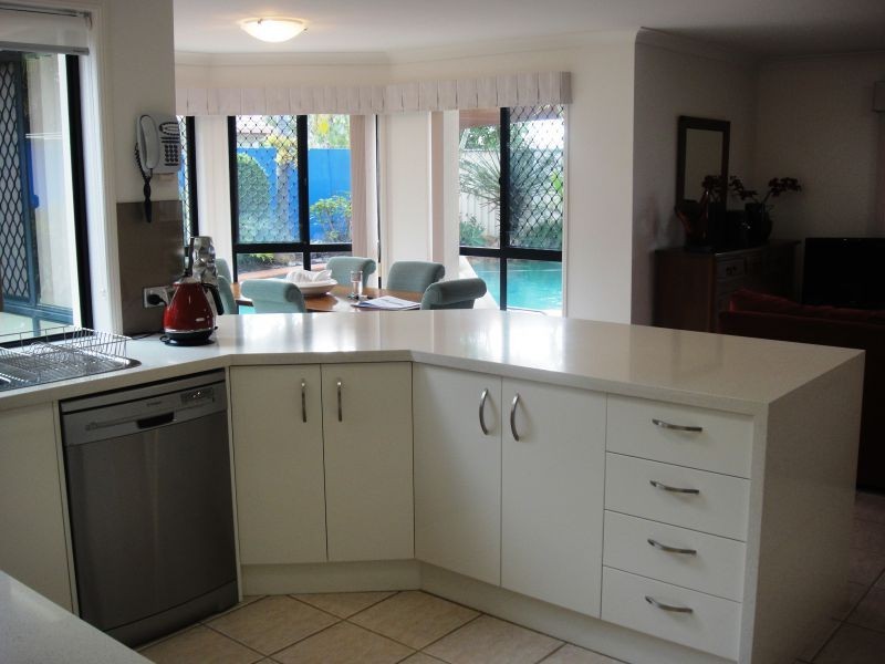 8 Grace Court, Pelican Waters QLD 4551