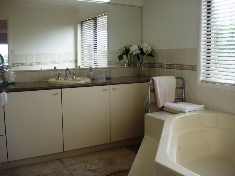 8 Grace Court, Pelican Waters QLD 4551