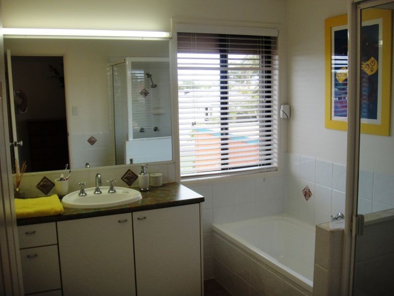 8 Grace Court, Pelican Waters QLD 4551