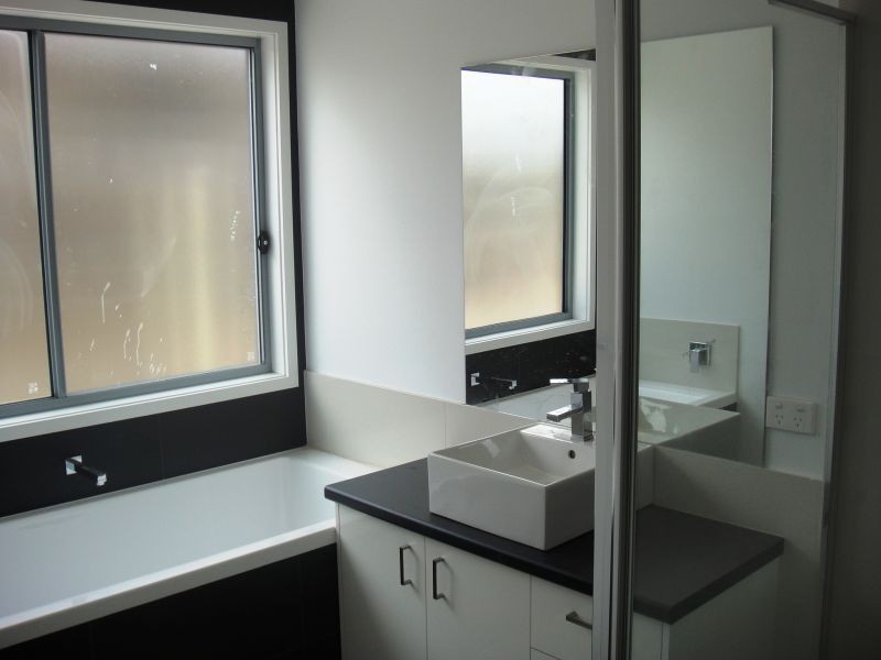 Unit 2/2 corner of Deepwater Close and Birdwing Avenue, Bli Bli QLD 4560