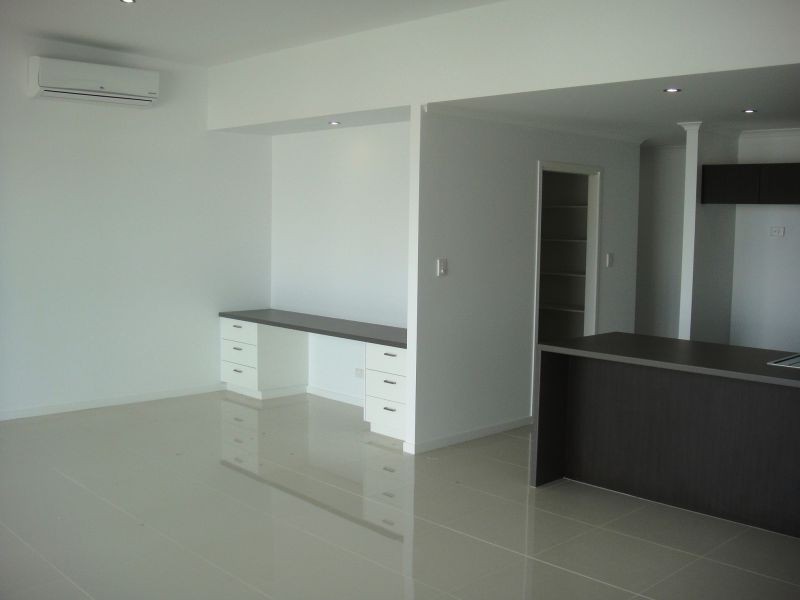 Unit 2/2 corner of Deepwater Close and Birdwing Avenue, Bli Bli QLD 4560