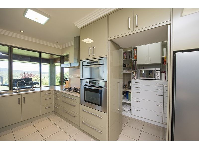 66 Luana Crescent, Burua QLD 4680