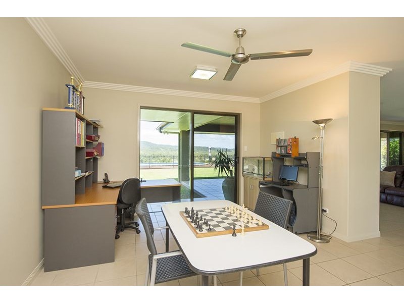 66 Luana Crescent, Burua QLD 4680