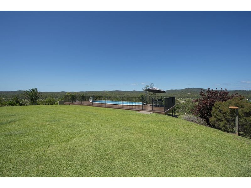 66 Luana Crescent, Burua QLD 4680