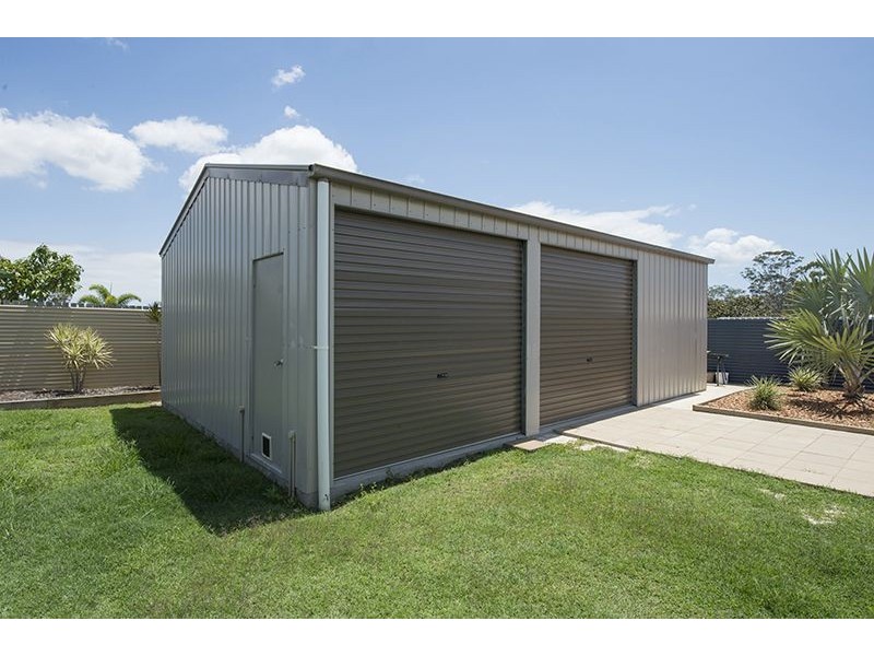 15 Reinaerhoff Crescent, Glen Eden QLD 4680