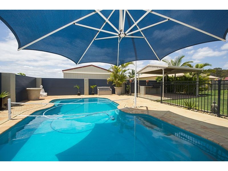 15 Reinaerhoff Crescent, Glen Eden QLD 4680