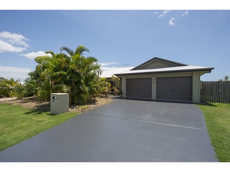 15 Reinaerhoff Crescent, Glen Eden QLD 4680