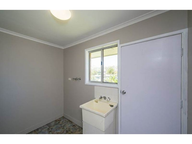 34 Jupiter Street, Telina QLD 4680
