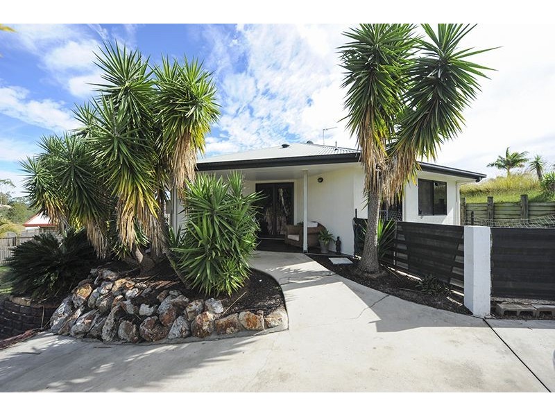 48 Carinya Drive, Clinton QLD 4680