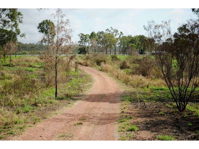100 Lagoon Road, Beecher QLD 4680