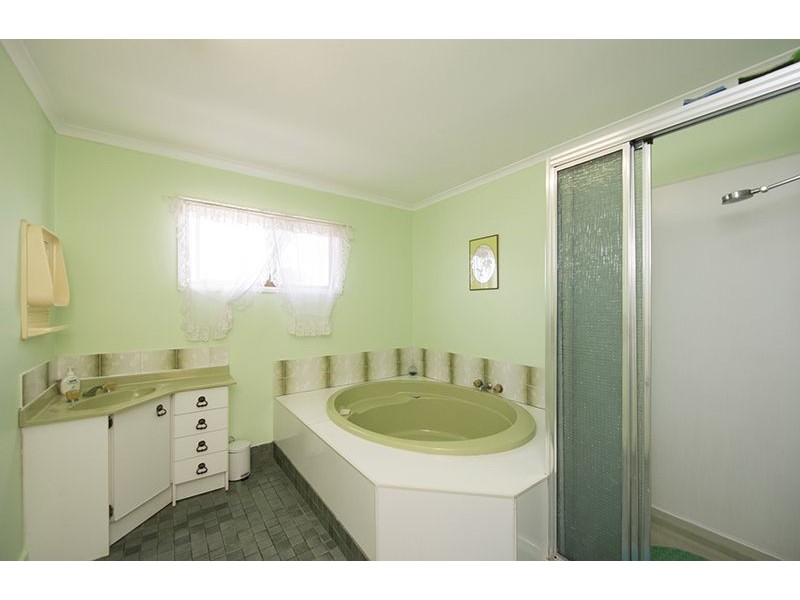 20 Apollo Drive, Clinton QLD 4680