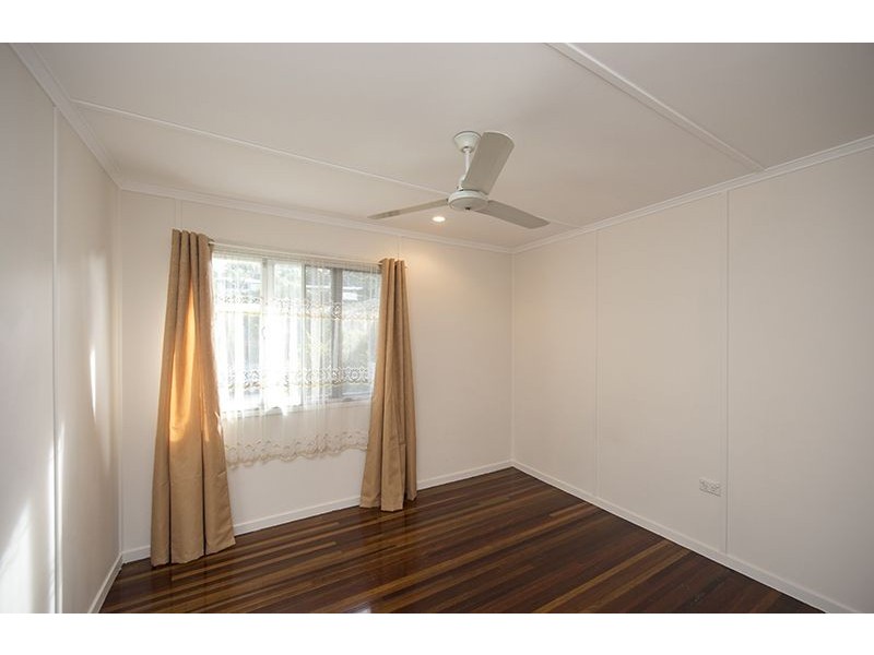 33 Mellefont Street, West Gladstone QLD 4680