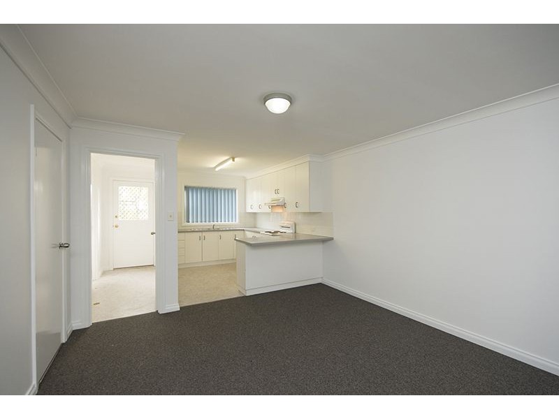 12/8 Nothling Street, New Auckland QLD 4680