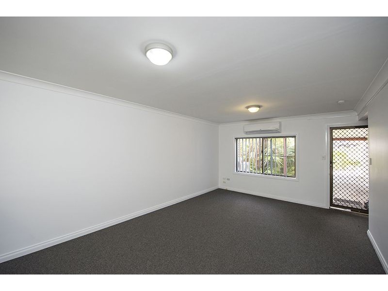 12/8 Nothling Street, New Auckland QLD 4680