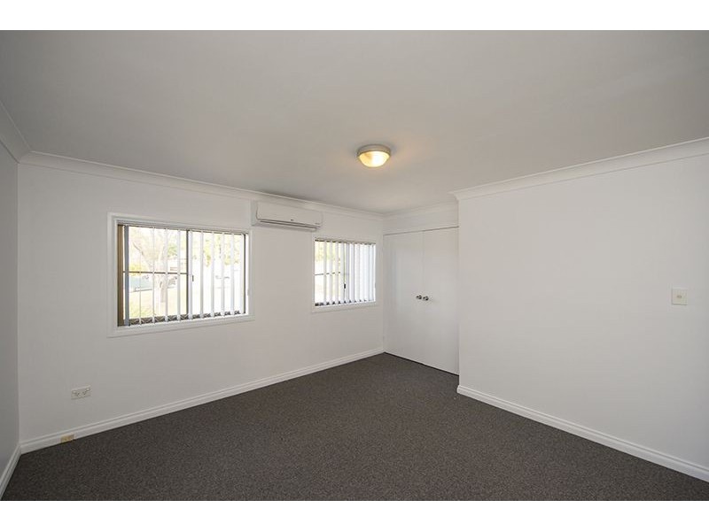 12/8 Nothling Street, New Auckland QLD 4680